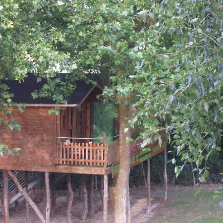 Camping Belle Riviere Chaniers Bagian luar foto
