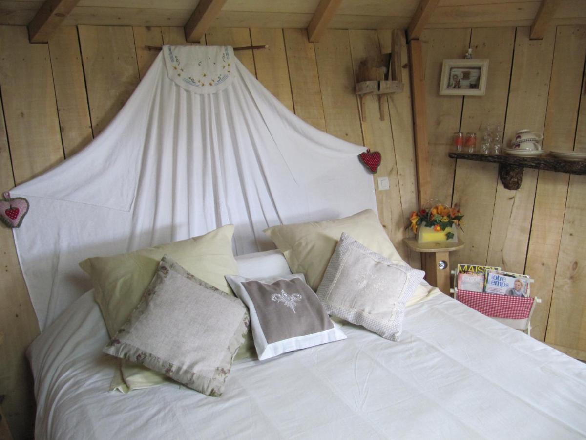 Camping Belle Riviere Chaniers Bagian luar foto