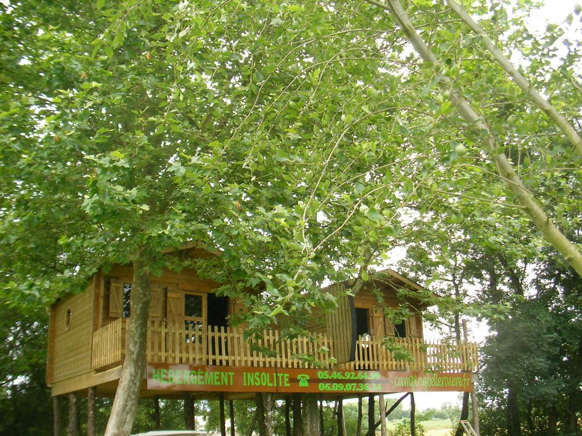 Camping Belle Riviere Chaniers Bagian luar foto