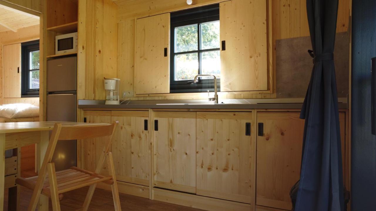 Camping Belle Riviere Chaniers Bagian luar foto